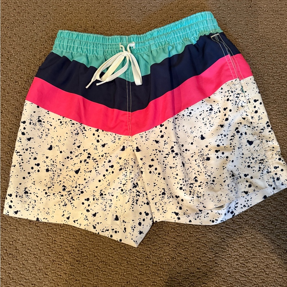 Chubbies swim trunks, Men’s XS, Colorful Splatter Swim Shorts